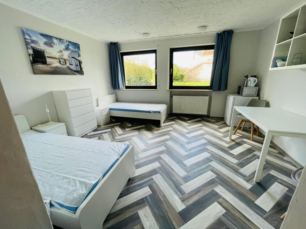 Monteurzimmer In Kevelaer Aparthotel Bagian luar foto